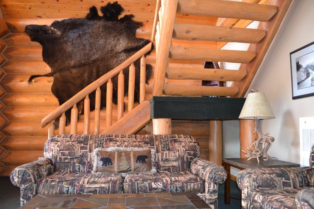 Yoho Chalets Villa โกลเดน ภายนอก รูปภาพ